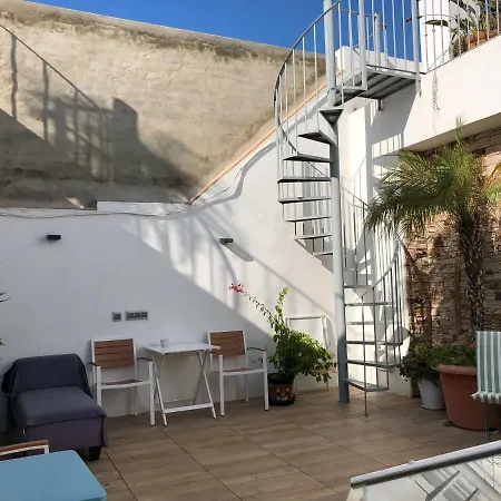 Rosario Uno 3* Cadix